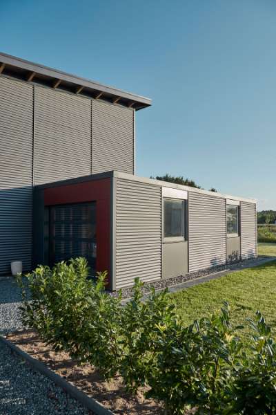 Neue Welle im Wohnungsbau mit Stahlprofilen, Nylanndamm in 24980 Schafflund